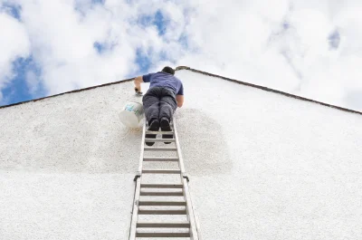 Peinture extérieure à Bécon-les-Granits — façades et ravalement